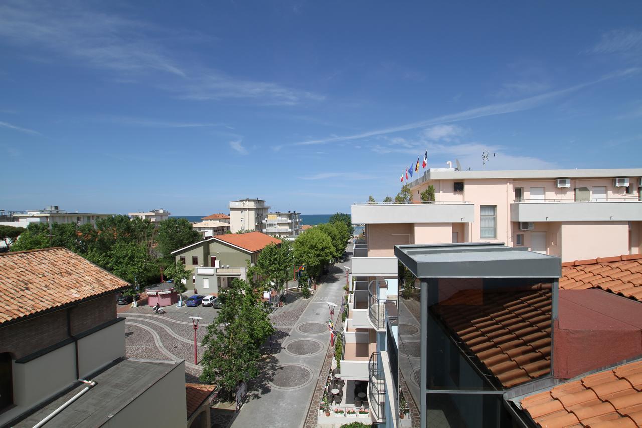 Hotel Capri Bellaria-Igea Marina Exterior foto